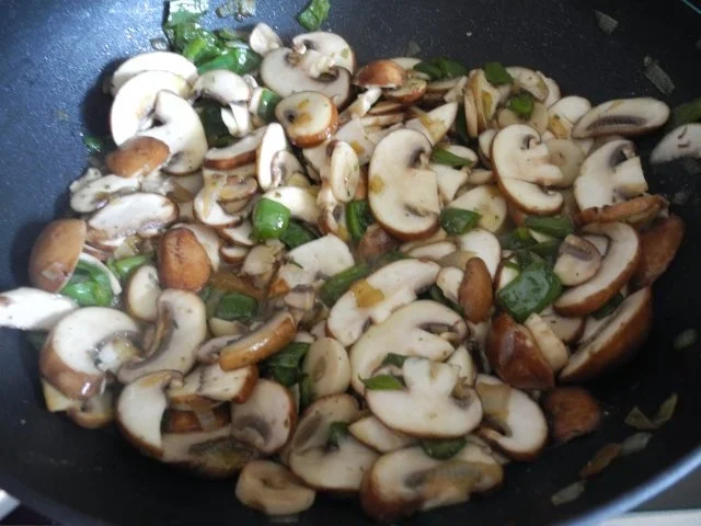 Rezept: Vegan : Knoblauch - Tortililini - Pfanne Bild Nr. 13 Vegan : Knoblauch - Tortililini - Pfanne - Rezept - Bild Nr. 13