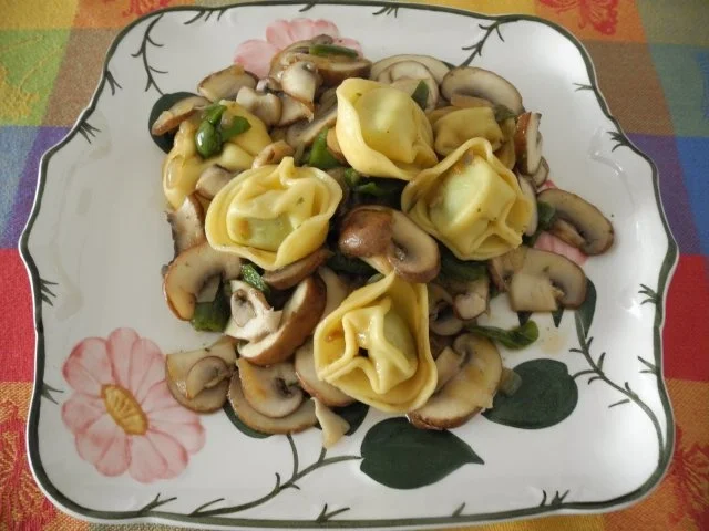 Rezept: Vegan : Knoblauch - Tortililini - Pfanne Vegan : Knoblauch - Tortililini - Pfanne - Rezept