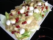 Fruchtiger Blattsalat mit Rhabarberdressing - Rezept
