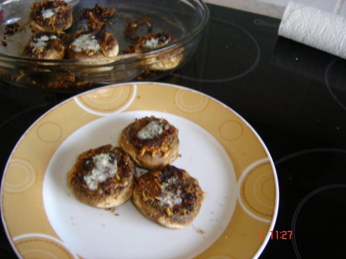 Bilder für Fingerfood - Gebackene Champignons - Rezept