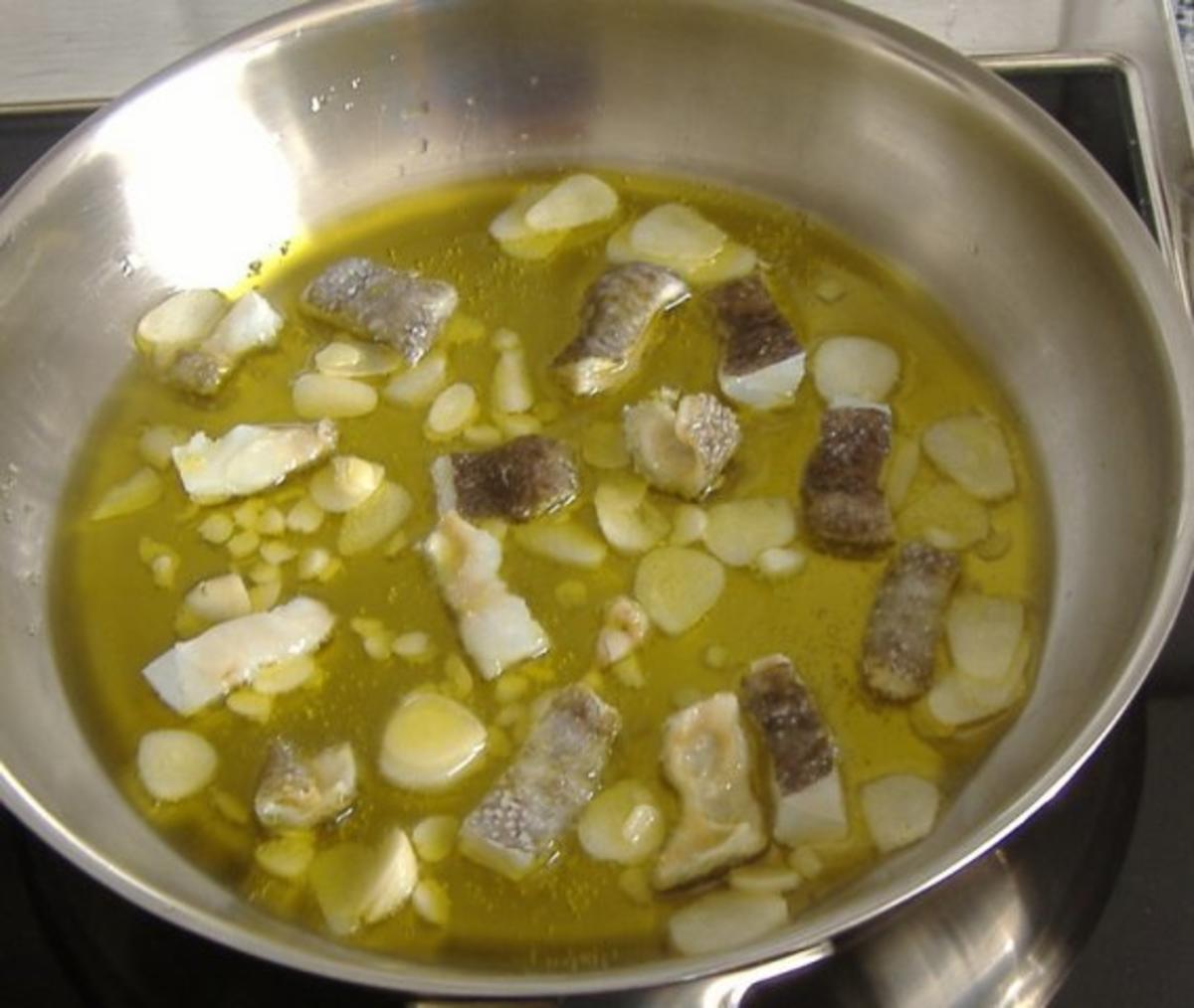 Bacalao mit Knoblauch und Schinkenkartoffeln - Rezept - Bild Nr. 2