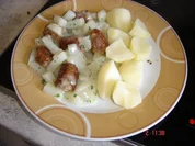 Kohlräbchen mit Bratwürstklößchen - Rezept