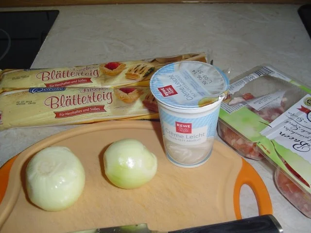 Rezept: Flammkuchenrollensnack Bild Nr. 3 Flammkuchenrollensnack - Rezept - Bild Nr. 3