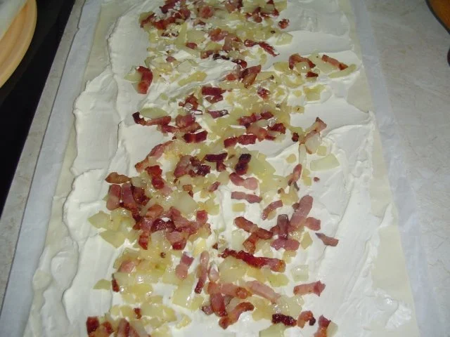 Rezept: Flammkuchenrollensnack Bild Nr. 7 Flammkuchenrollensnack - Rezept - Bild Nr. 7