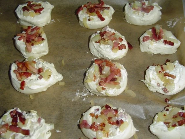 Rezept: Flammkuchenrollensnack Bild Nr. 9 Flammkuchenrollensnack - Rezept - Bild Nr. 9