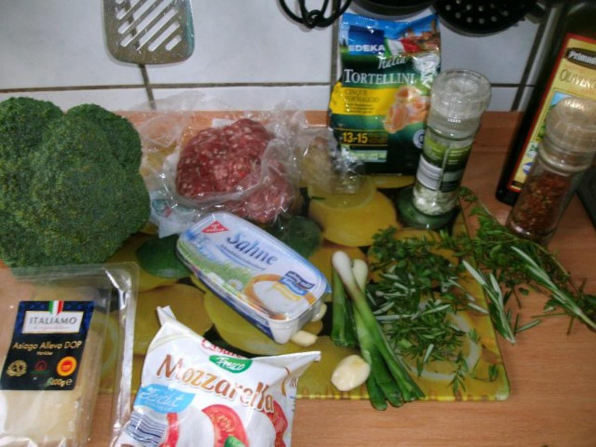 Tortellinigratin....mit Broccoli und weißer Bolognesesauce - Rezept - Bild Nr. 4