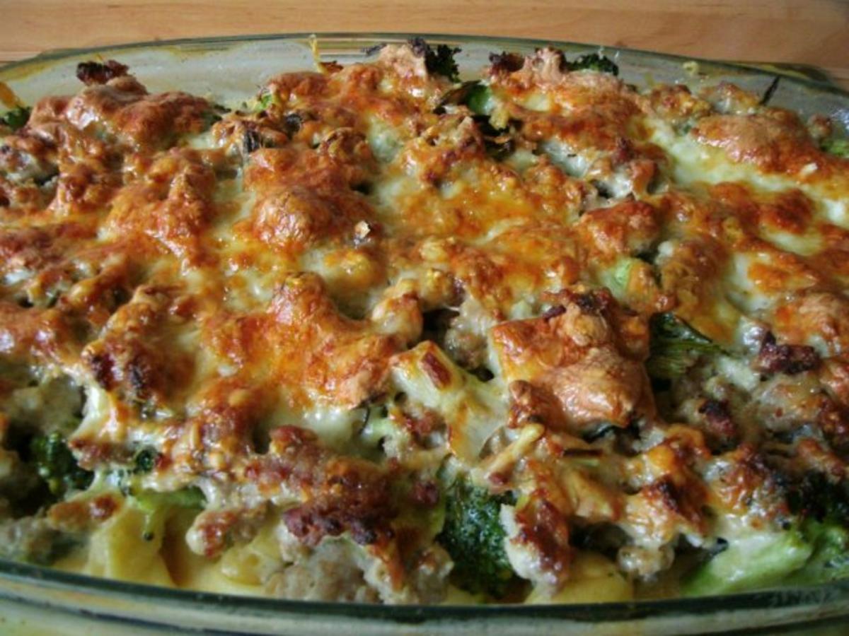 Tortellinigratin....mit Broccoli und weißer Bolognesesauce - Rezept ...