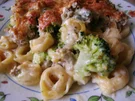 Tortellinigratin....mit Broccoli und weißer Bolognesesauce - Rezept