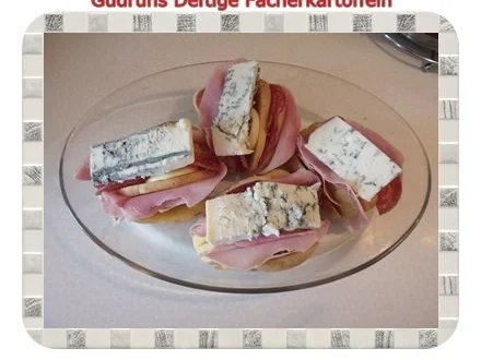 Rezept: Kartoffeln: Deftige Fächerkartoffeln Bild Nr. 6 Kartoffeln: Deftige Fächerkartoffeln - Rezept - Bild Nr. 6