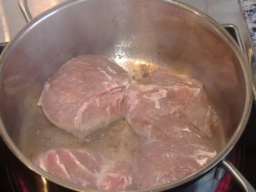 Kalbsbäckchen mit Portweinjus und Lauch - Rezept - Bild Nr. 2