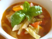 Minestrone ....wie Sie gerne in Umbrien aufgetischt wird - Rezept