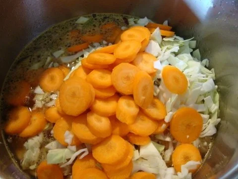 Rezept: Minestrone ....wie Sie gerne in Umbrien aufgetischt wird Bild Nr. 9 Minestrone ....wie Sie gerne in Umbrien aufgetischt wird - Rezept - Bild Nr. 9