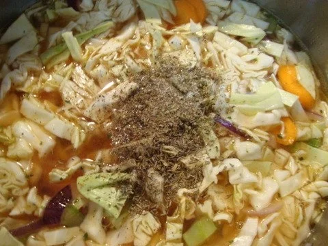 Rezept: Minestrone ....wie Sie gerne in Umbrien aufgetischt wird Bild Nr. 10 Minestrone ....wie Sie gerne in Umbrien aufgetischt wird - Rezept - Bild Nr. 10