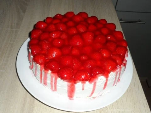 Erdbeerwindbeuteltorte - Rezept - Bild Nr. 2