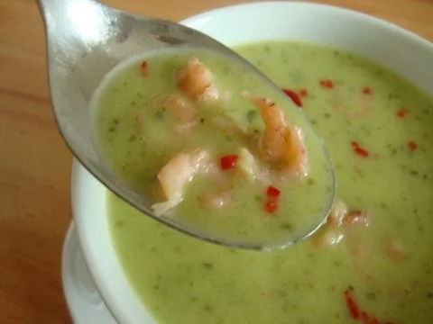 Rezept: Warmes Gurkensüppchen Warmes Gurkensüppchen - Rezept