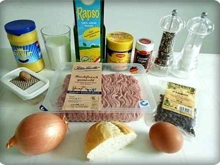 Köttbullar mit Senf-Honigsauce, Stampfkartoffeln und Preiselbeeren - Rezept - Bild Nr. 3