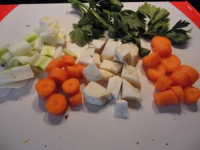 Putenkeule NT mit Kräuter - Speck - Klößen und Pfifferlingen - Rezept - Bild Nr. 4