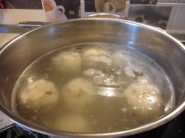 Putenkeule NT mit Kräuter - Speck - Klößen und Pfifferlingen - Rezept - Bild Nr. 10