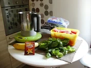 Melone-Banane-Basilikum Smoothy - Rezept