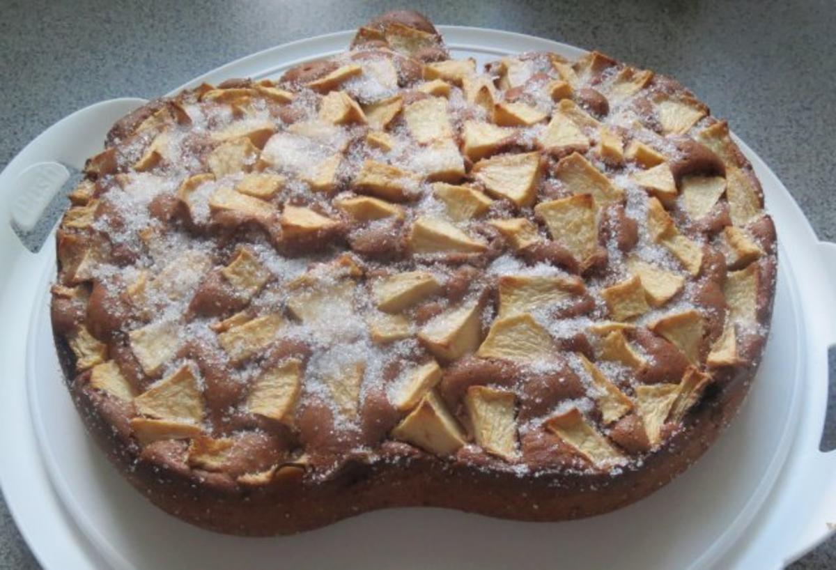 Backen: Zweifarbiger Apfelkuchen - Rezept