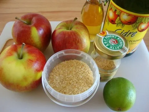 Rezept: gekühlte Cidresuppe aus flambierten, karamelisierten Äpfel Bild Nr. 3 gekühlte Cidresuppe aus flambierten, karamelisierten Äpfel - Rezept - Bild Nr. 3