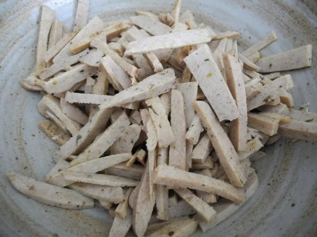 Vegan : Kartoffel-Sellerie-Stampf mit gebuttertem Lauch-Seitan an Gurken-Radieschen-Salat - Rezept - Bild Nr. 9