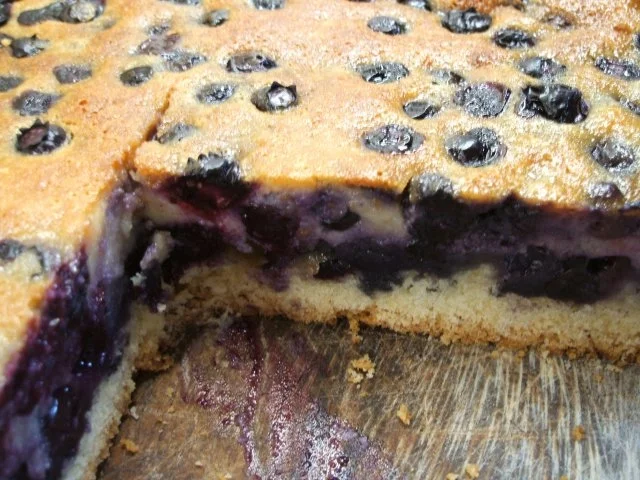 Rezept: Backen: Heidelbeerkuchen mit Marzipanguss Backen: Heidelbeerkuchen mit Marzipanguss - Rezept