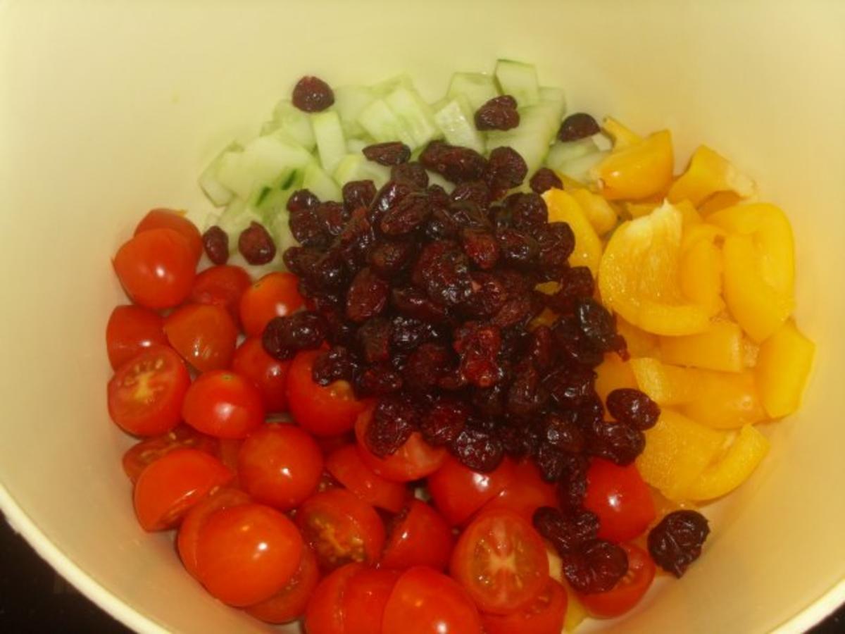 Gemischter Salat mit Cranberrys - Rezept - Bild Nr. 2
