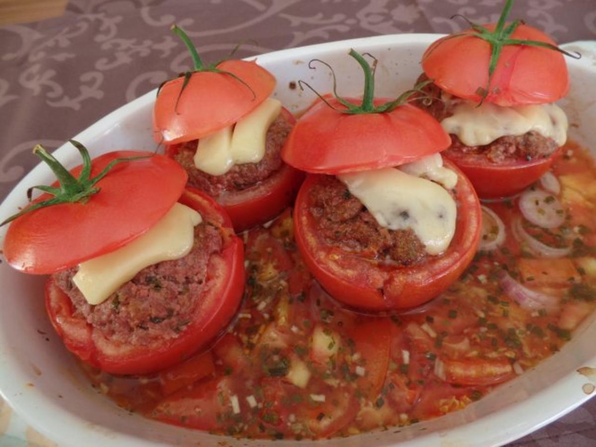 Scharf gefüllte Tomaten - Rezept