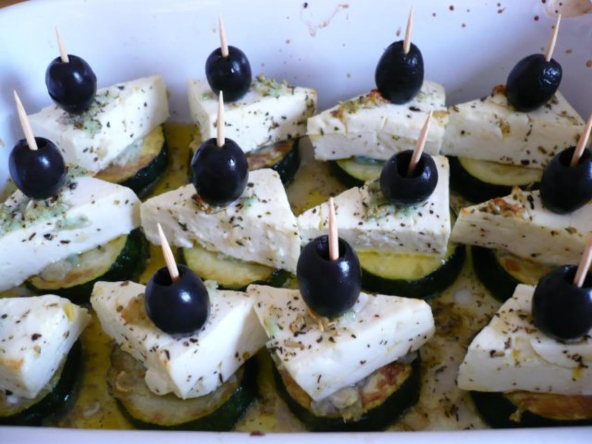 Bilder für Überbackene Zucchini - Schafskäse - Scheiben - Rezept