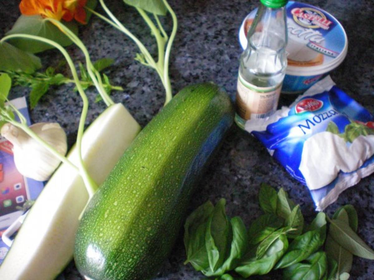 Snack/Beilage: Zucchini mit Mozzarella und Ricotta - Rezept - Bild Nr. 2