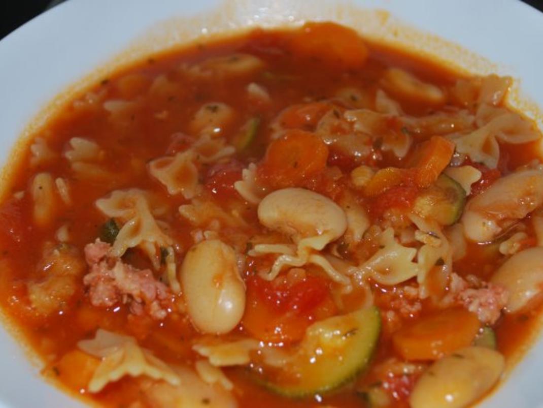 Italienische Nudel-Gemüse-Suppe - Rezept - kochbar.de