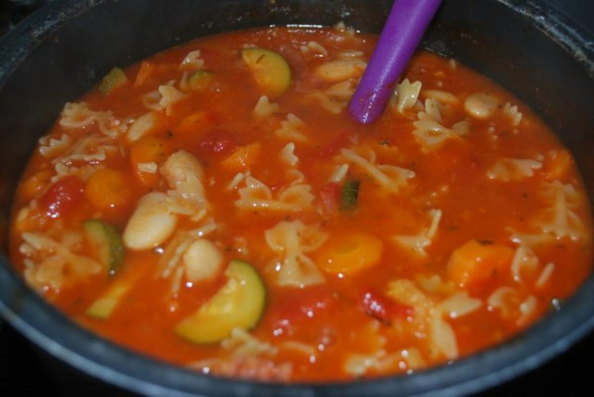 Italienische Nudel-Gemüse-Suppe - Rezept - Bild Nr. 2