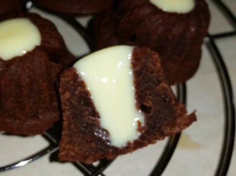 Rotwein-Schokoladen-Gugl mit Vanillepudding - Rezept - Bild Nr. 4