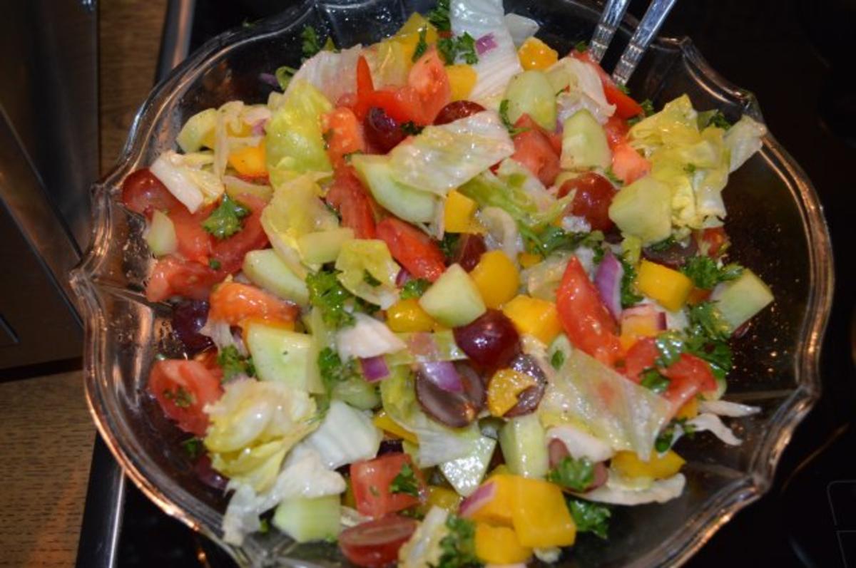 gemischter Salat mit Frucht - Rezept