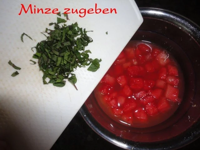 Rezept: fade Wassermelone ? wir helfen ihr auf die Beine... Bild Nr. 5 fade Wassermelone ? wir helfen ihr auf die Beine... - Rezept - Bild Nr. 5