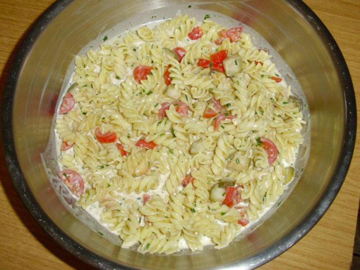 Nudelsalat - einfach - 55 kcal/100g