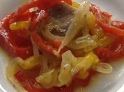 Tapa   Paprikasalat mit frischem Thunfisch - Rezept