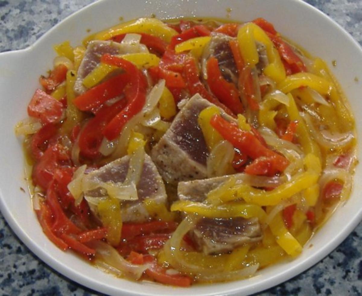 Tapa   Paprikasalat mit frischem Thunfisch - Rezept - Bild Nr. 3