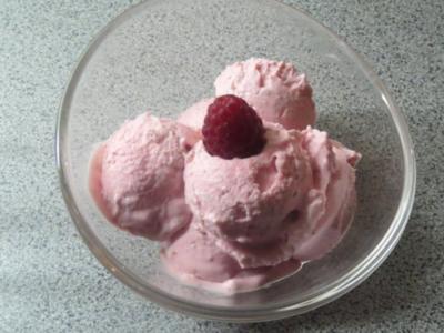 Dessert: Himbeer-Joghurt-Eis - Rezept