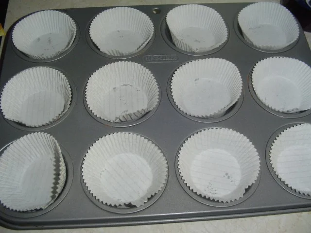 Rezept: Waldheidelbeerenmuffins mit Schmandhaube Bild Nr. 4 Waldheidelbeerenmuffins mit Schmandhaube - Rezept - Bild Nr. 4