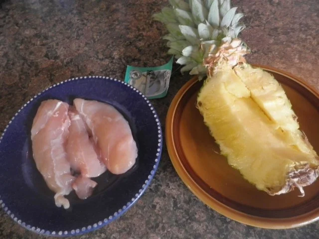 Kokos - Hähnchen mit karamelisierter Chili - Ananas und Wildreis ... - Rezept - Bild Nr. 3