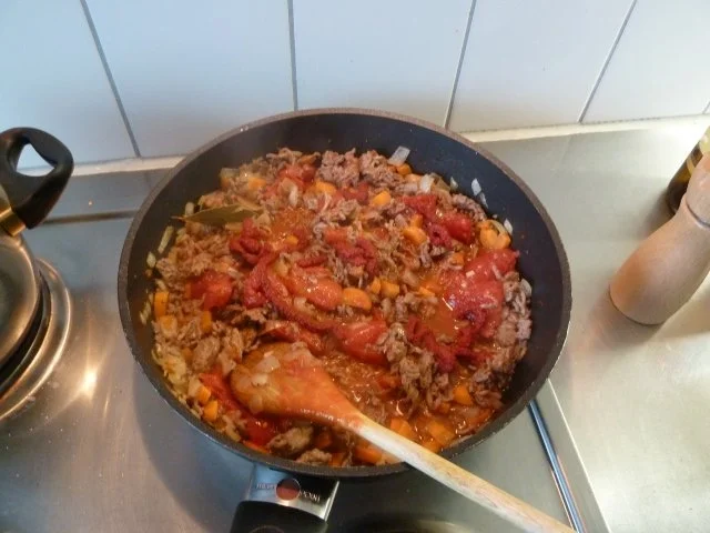 Hackfleisch-Tomaten-Soße für Nudeln - Rezept - Bild Nr. 3