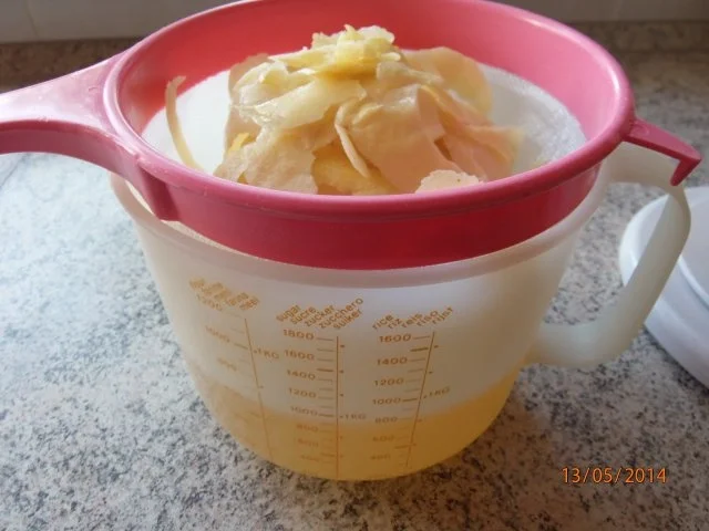 Rezept: Limoncello der 2. Dieter´s Art Bild Nr. 6 Limoncello der 2. Dieter´s Art - Rezept - Bild Nr. 6