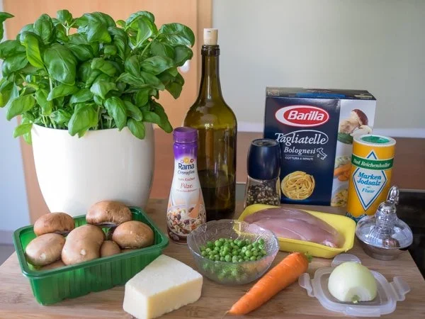 Nudelpfanne mit Hähnchen und Gemüse - Rezept - Bild Nr. 2