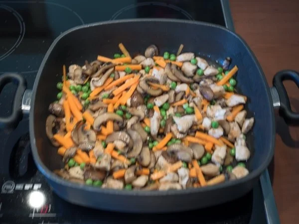 Nudelpfanne mit Hähnchen und Gemüse - Rezept - Bild Nr. 5