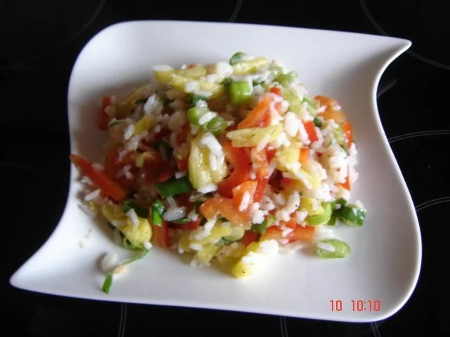 Reissalat mit Ananas - Rezept