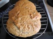 Brot & Brötchen : Sonnenblumen - Dinkel - Brot - Rezept