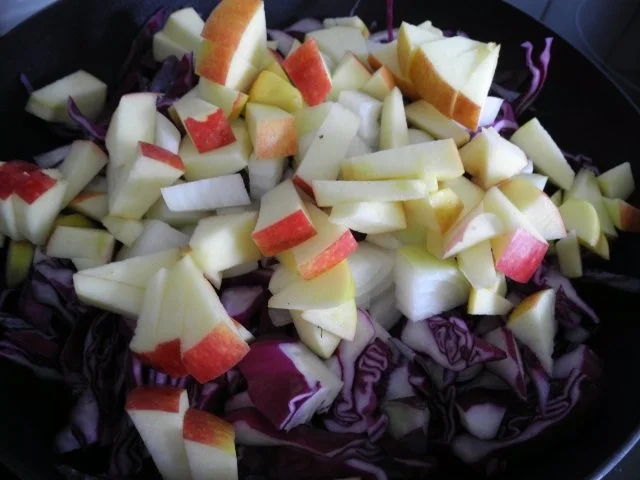 Rezept: Beilage : Apfel - Holunder - Rotkraut Bild Nr. 4 Beilage : Apfel - Holunder - Rotkraut - Rezept - Bild Nr. 4