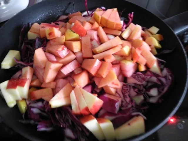 Rezept: Beilage : Apfel - Holunder - Rotkraut Bild Nr. 6 Beilage : Apfel - Holunder - Rotkraut - Rezept - Bild Nr. 6